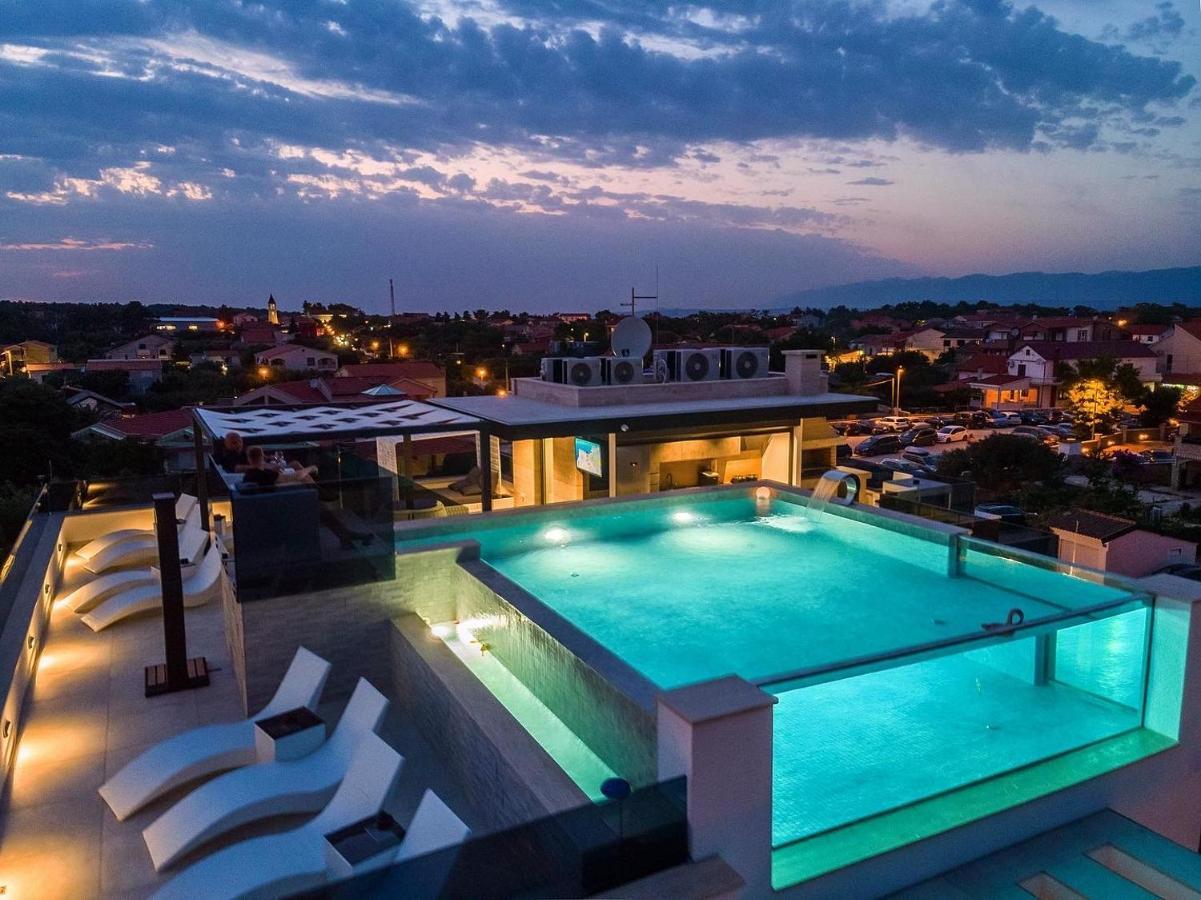 GrandPalazzo Apartments Vir Esterno foto