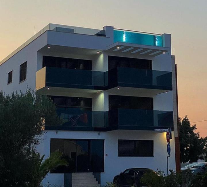 GrandPalazzo Apartments Vir Esterno foto