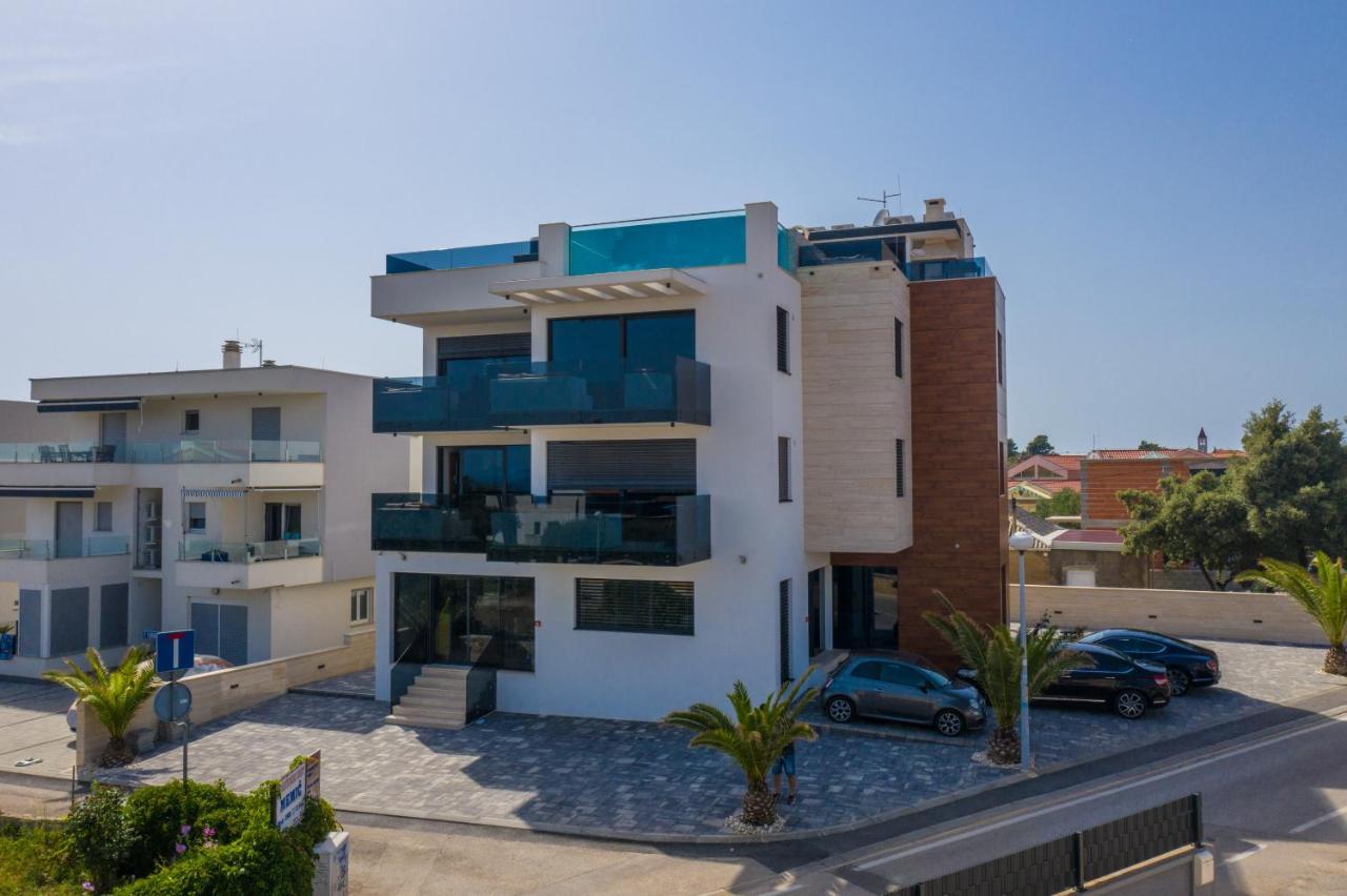 GrandPalazzo Apartments Vir Esterno foto
